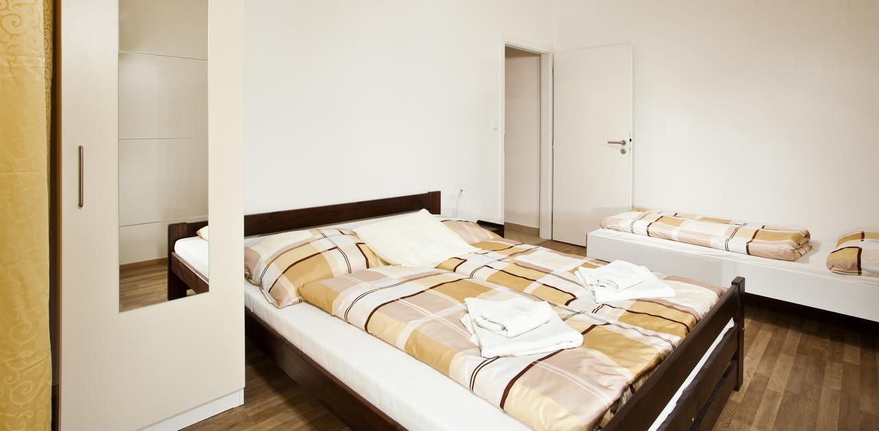 Apartments Kopecna With Parking 브르노 외부 사진