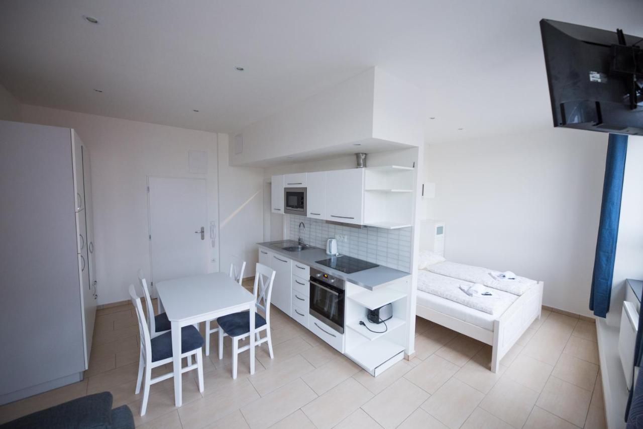 Apartments Kopecna With Parking 브르노 외부 사진